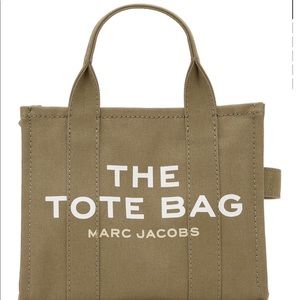 Marc Jacobs | mini traveler tote bag